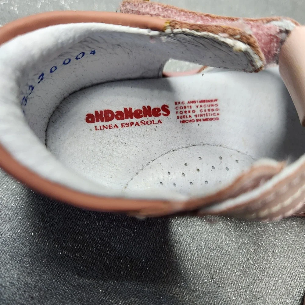 Andanenes Kids Pink Leather Floral T-Strap Closed Toe Sandals Shock Absorb